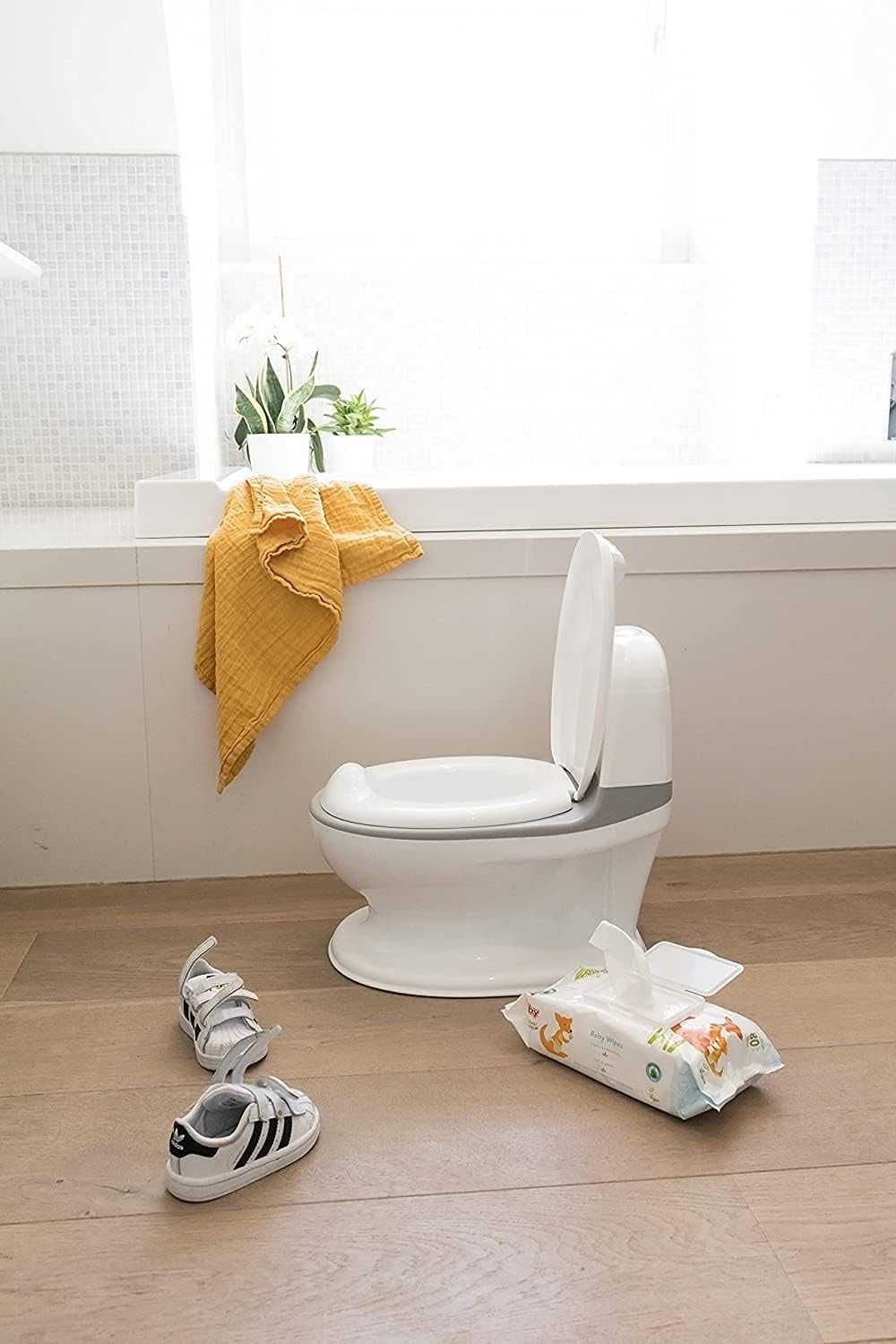 Toaleta treningowa dla maluchów Nûby od 18 miesięcy Biała NOWA