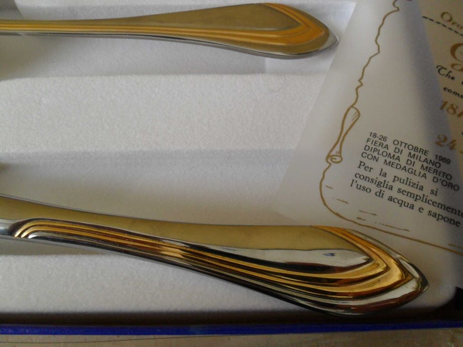 Faca e Espátula inox e ouro 24K GOTTINGHEN