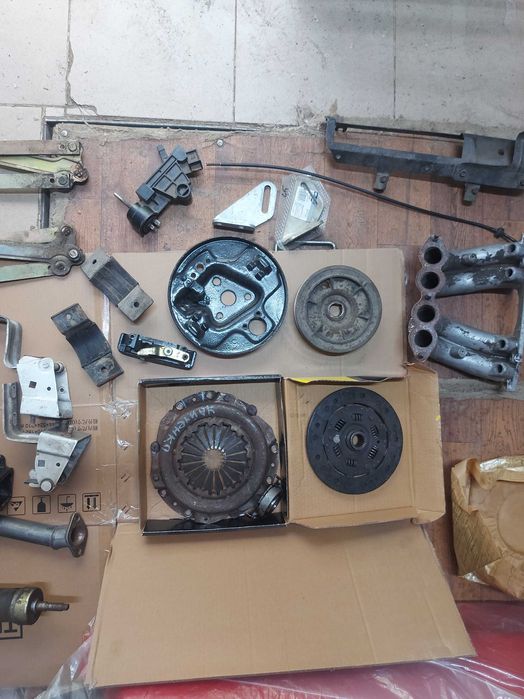 Поворотний кулак Таврія Славута запчастини Сенс