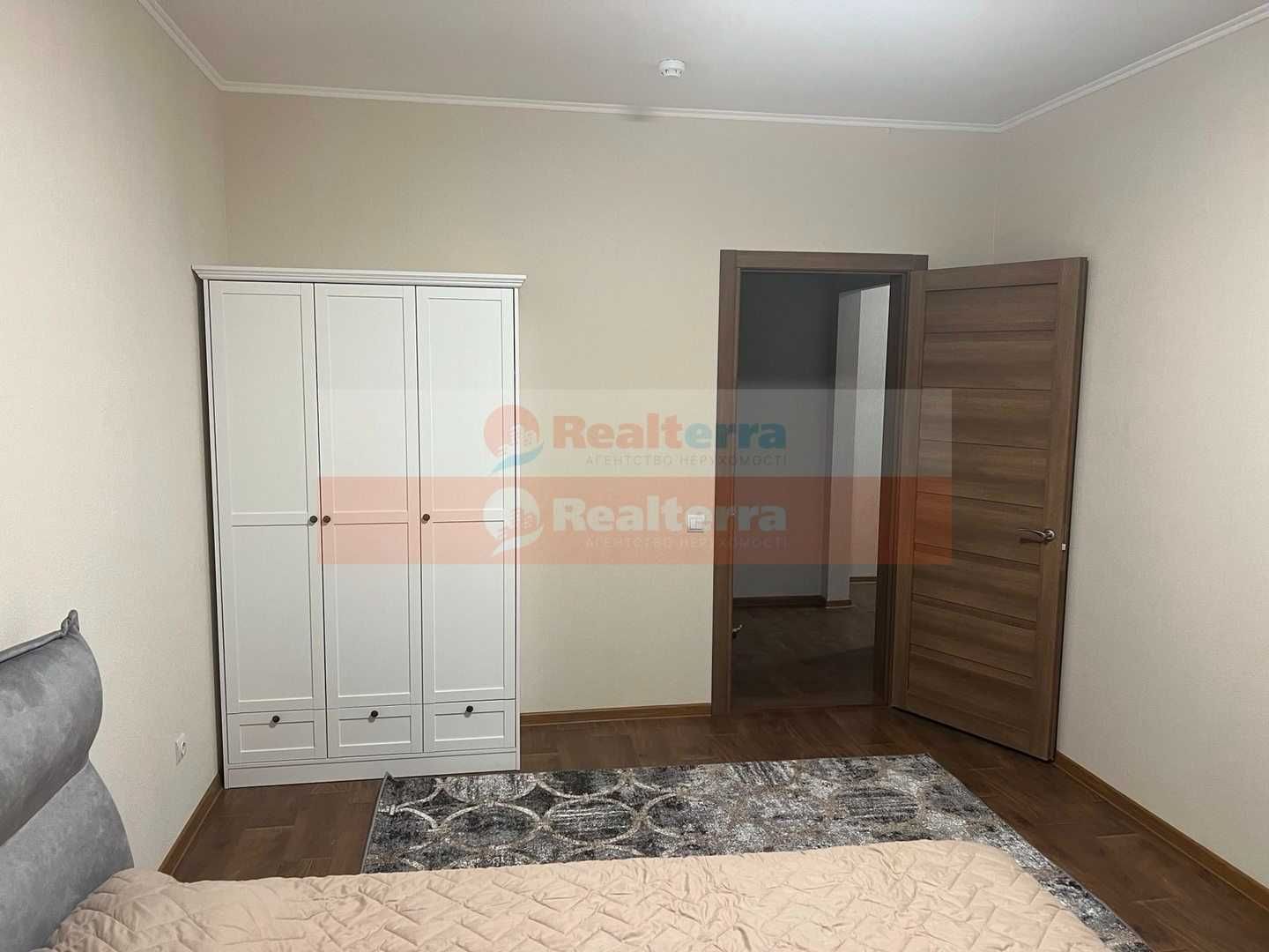 Оренда 2к.квартири вул.Ревуцького 54 Б метро Харьківська