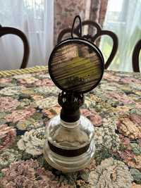 Stara zabytkowa lampa naftowa