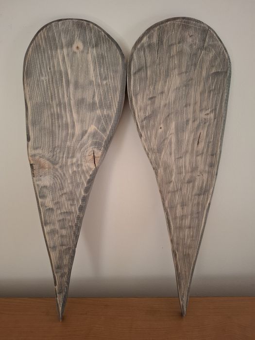Drewniane skrzydła anioła
