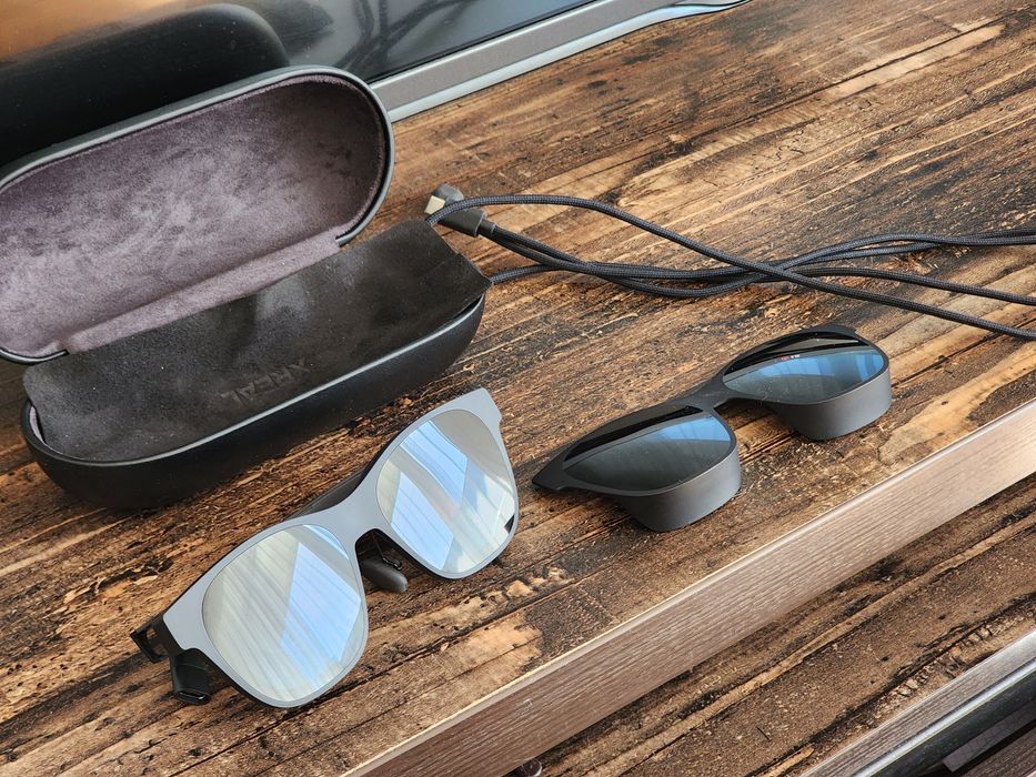 Окуляри віртуальної реальності Xreal air 2 PRO ідеал