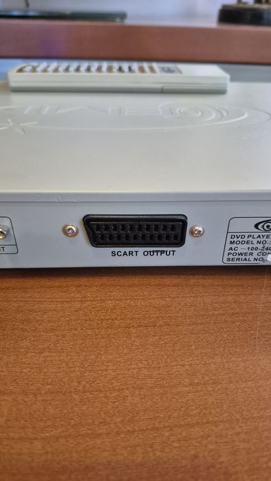 DVD/VCD/CD Player Gemix DivX-700. В отличном состоянии.