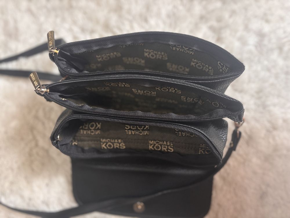 Elegancka Torebka saszetka na ramie Michael Kors Kopertówka
