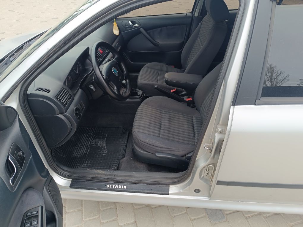 Продам Skoda Octavia 1.8 turbo