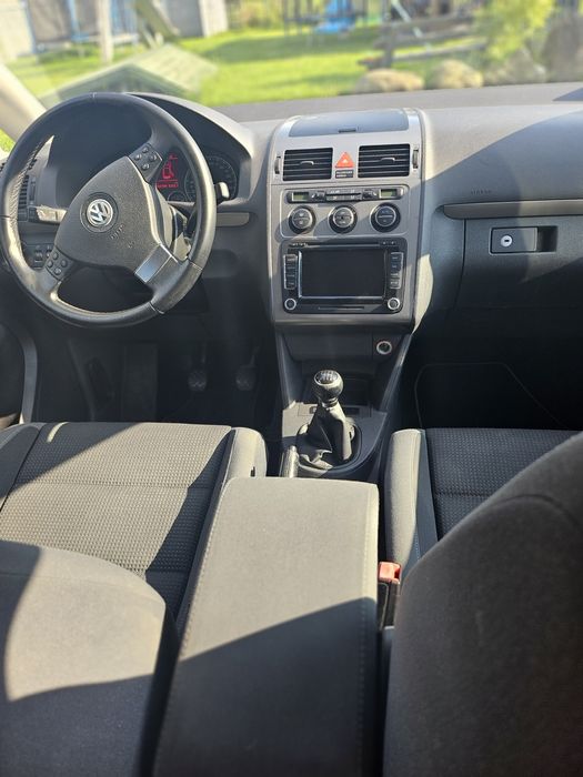 VW 7-os. HAK, 2010 Volkswagen Touran 1.4 TSI FreeStyle vw minivan