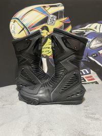 Мотоботи Richa Velocity (alpinestars dainese rst tcx )