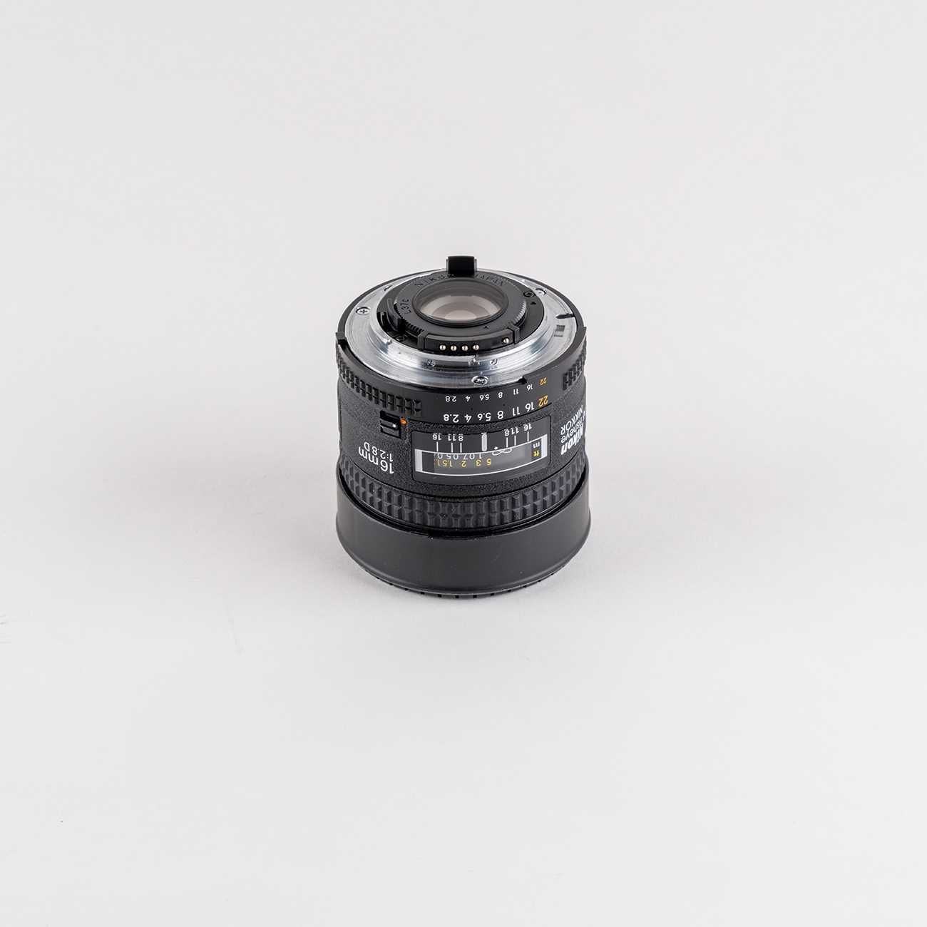 Obiektyw Nikon AF Fisheye Nikkor 16mm f/2.8D rybie oko