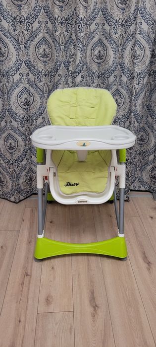 Krzesełko do karmienia Caretero