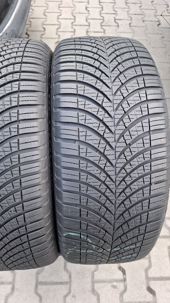 Opony 245/45/19 GoodYear Vector4season Gen-3