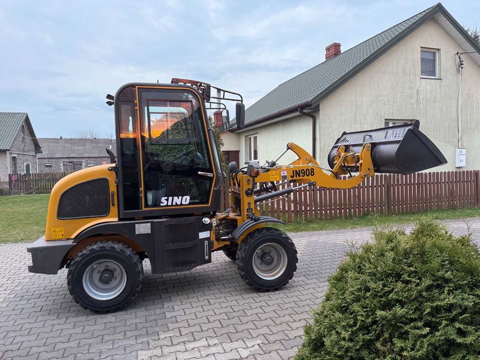 ładowarka  czołowa Sino  JN 908