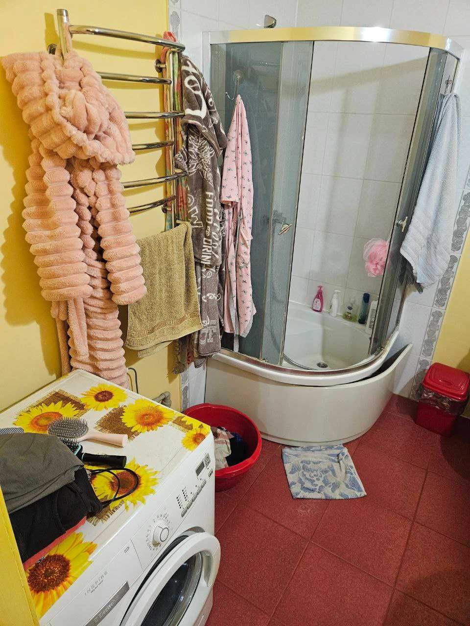 Продам затишний будинок з меблями 75 м кв.