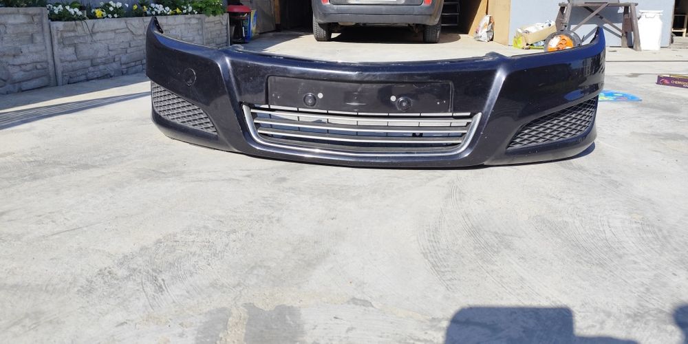Zderzak Przód przedni opel astra H polift kolor Z20R