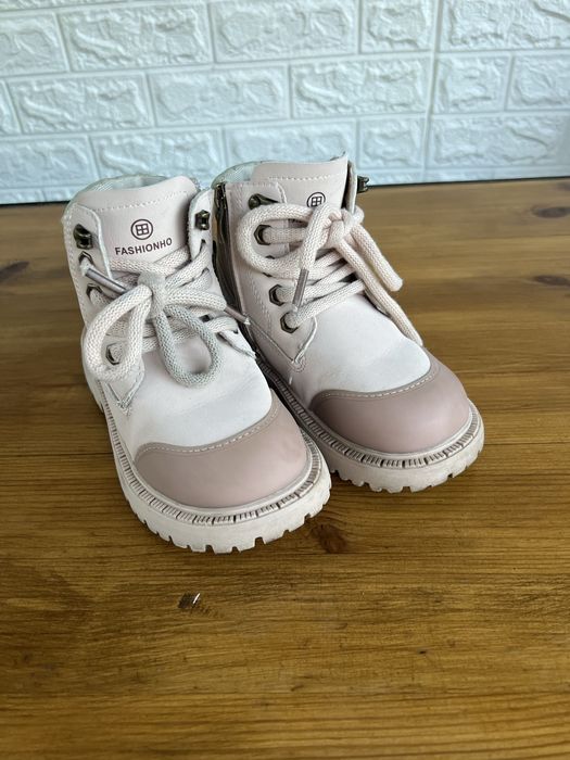 Дитяче взуття черевики з натуральноі шкіри