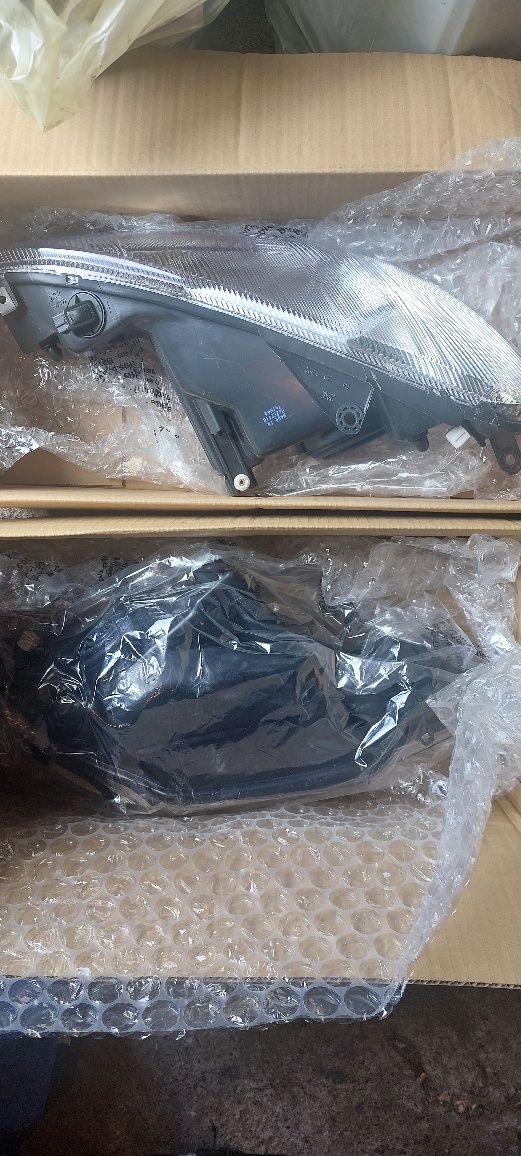 Komplet nowych lamp peugeot 206 polift
