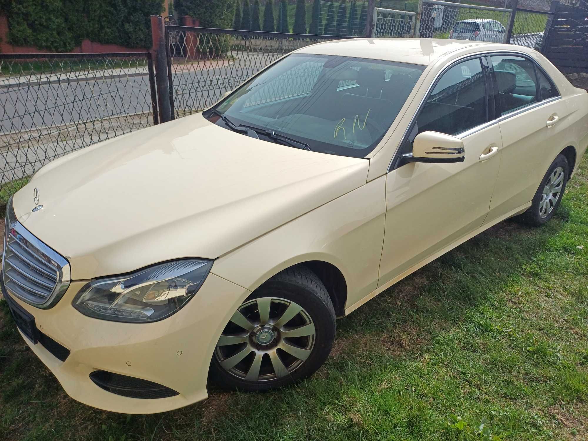 Mercedes E klasa W212  rok 2015/2016