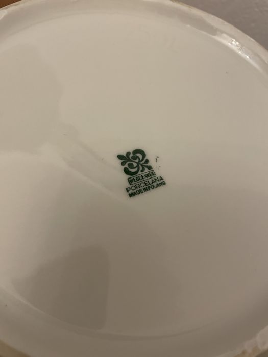 Waza porcelanowa Włocławek z różyczkami duża