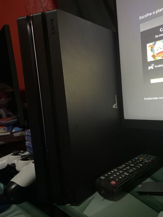 Ps4 pro 1t em bom estado