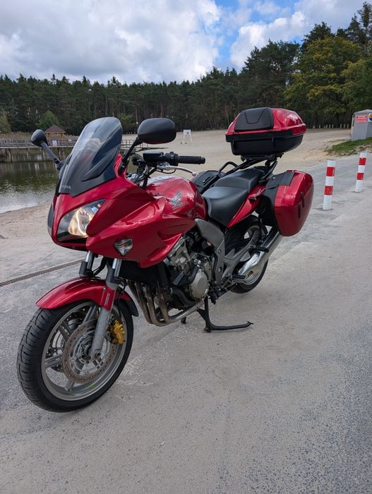 Honda CBF 1000..