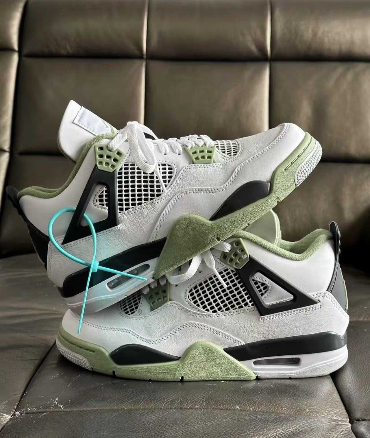 Jordan 4 Retro Seafoam R.43