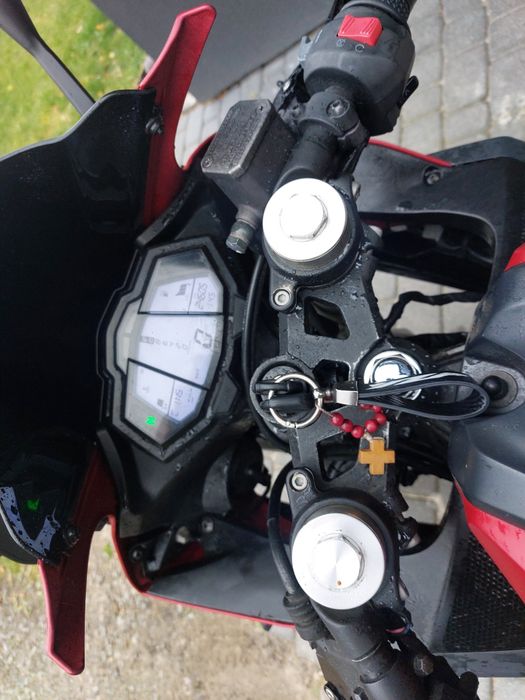 Yamaha YZF-R125 obniżona, rok 2014