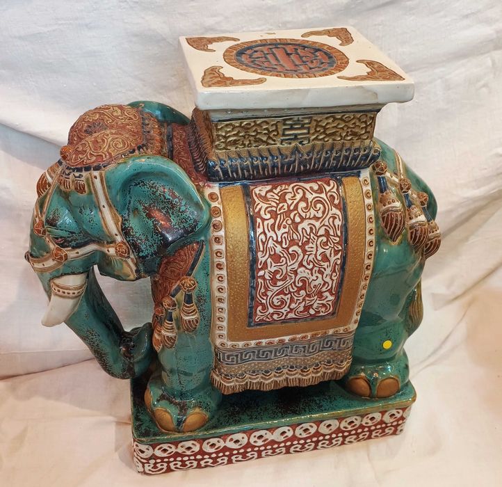 Bancos Jardim Elefantes Cerâmica