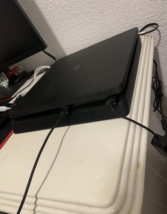 playstation 4 slim 1tb façam suas propostas