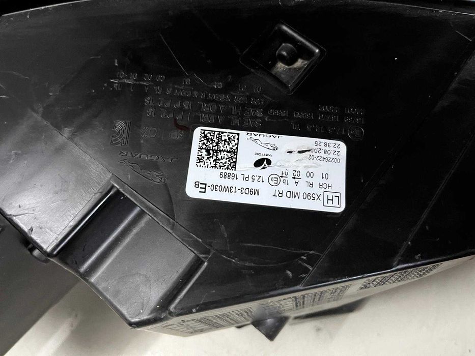 Farol Esquerdo Jaguar I-Pace X590