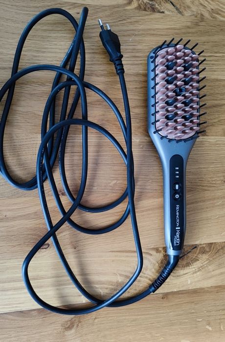Szczotka prostującą włosy Remington