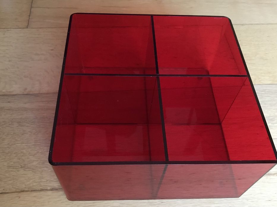 Caixa de arrumação acrílica