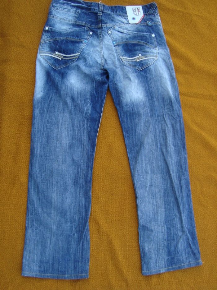 spodnie markowe jeans Dolce & Gabbana roz 32x32- Italia Super
