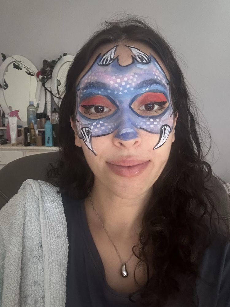 Pinturas faciais e modelação de balões