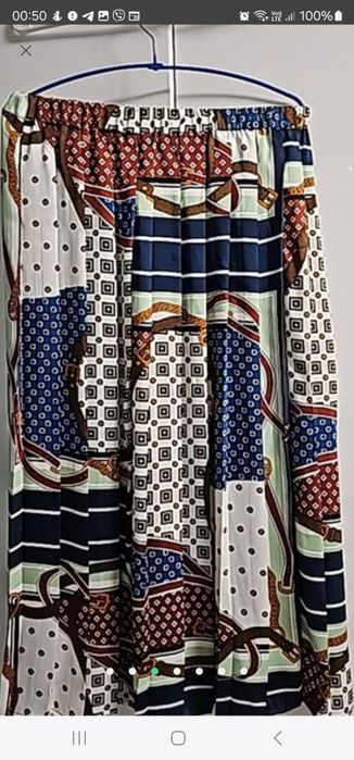 Костюм ZARA, чудовий колір, розмір М