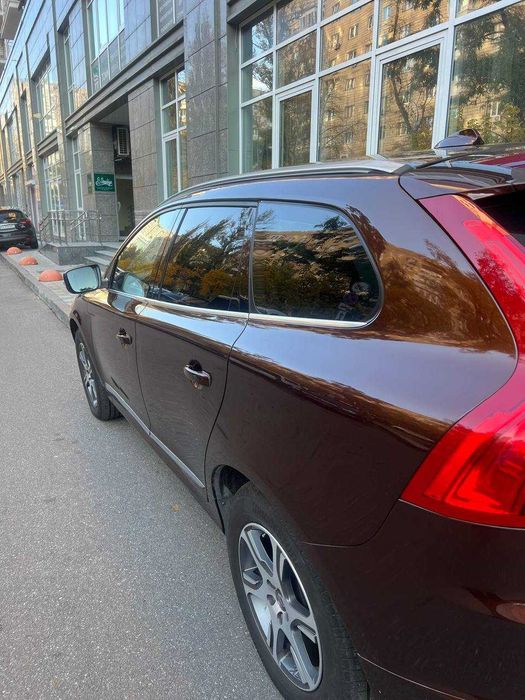 Продам Volvo XC60