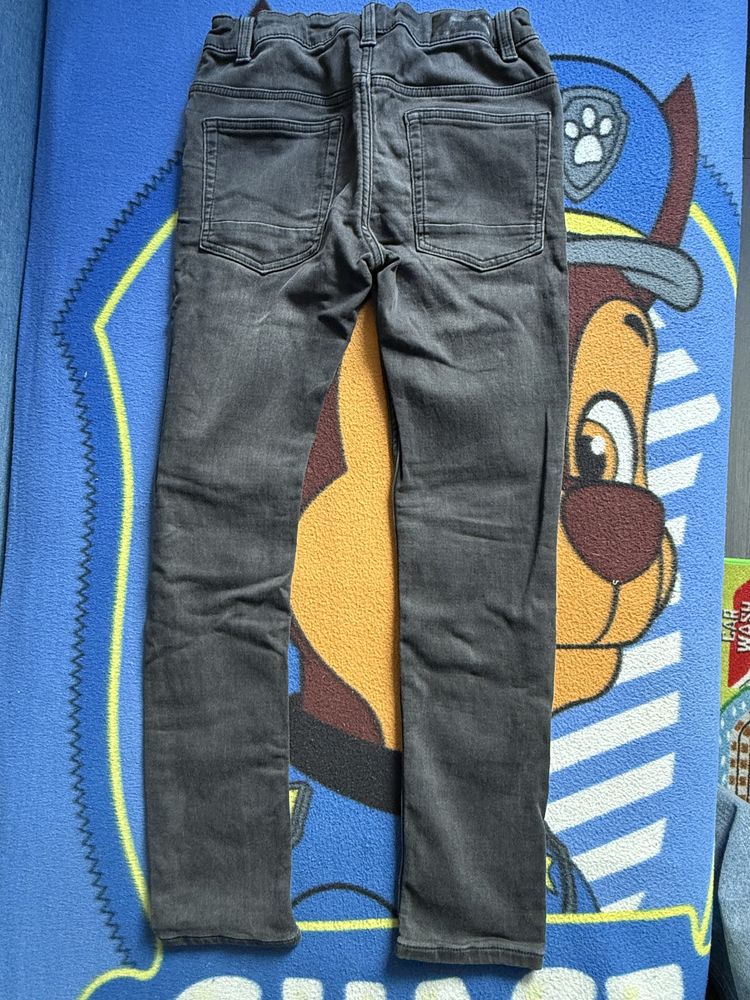 Czarne jeansy skinny chlopiece