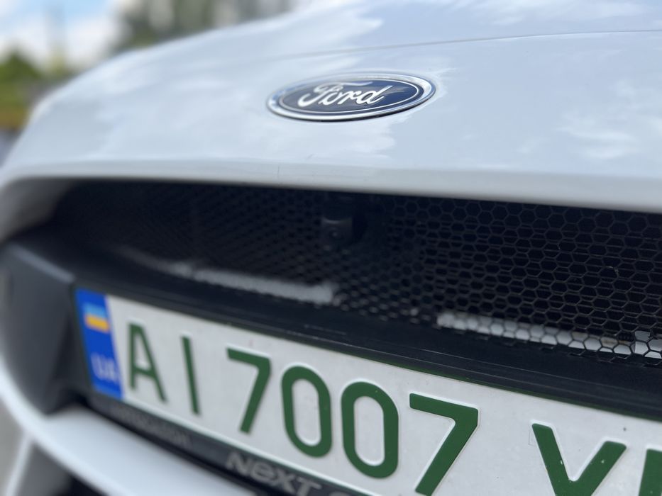 Ford Focus 3 electric 2018 год 33 kw в RS обвесе