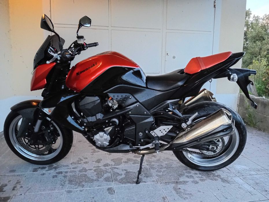 Moto Kawasaki Z1000