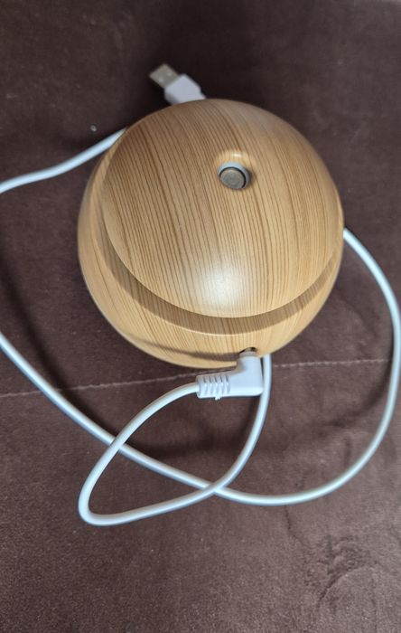 Nawilżacz i oczyszczacz powietrza dyfuzor USB.