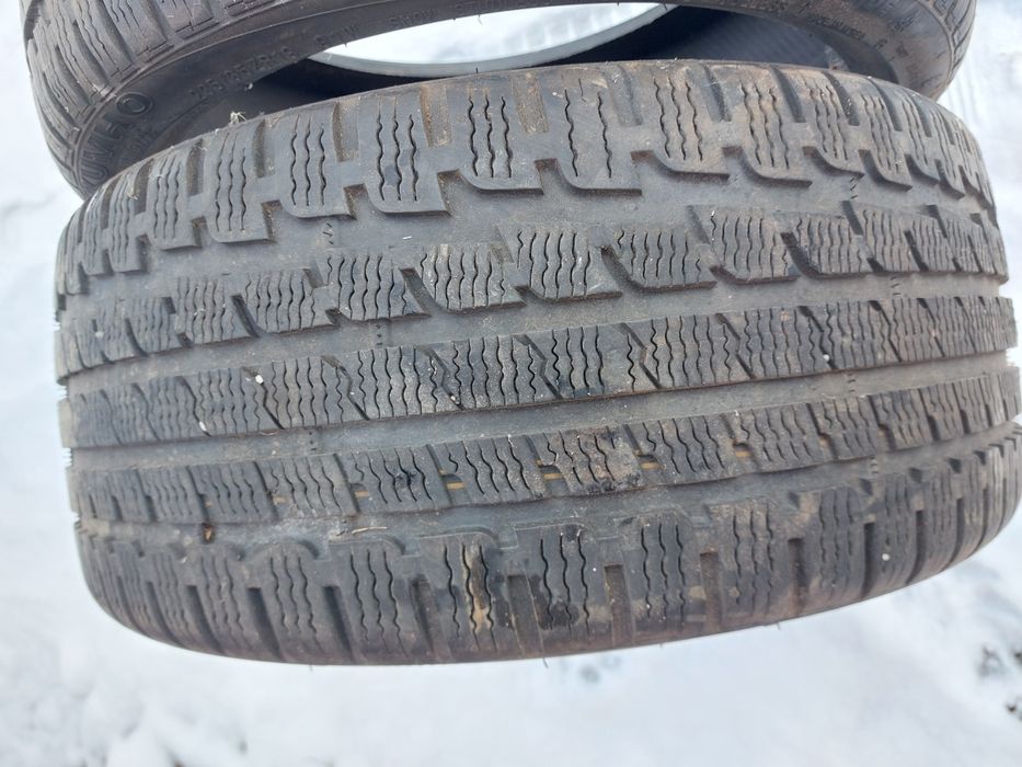 Opony zimowe 235/35 R19