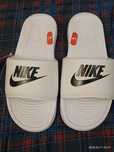 Vendo Chinelos NIKE