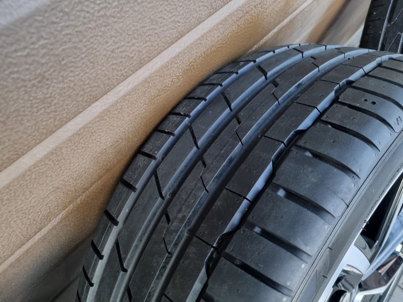 Alufelgi z oponami t-roc  t -cross 18