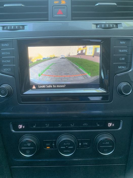 Продам Volkswagen E Golf гарний стан чудова комплектація