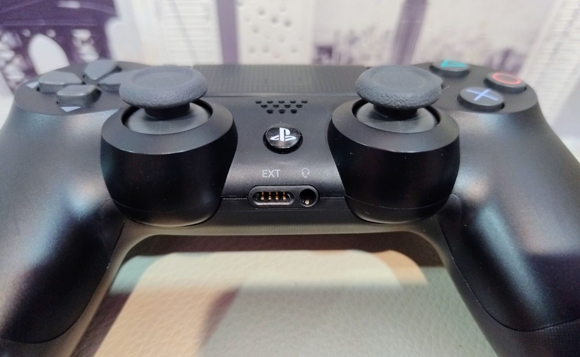 Dualshock 4 для PS4 (Jet Black)