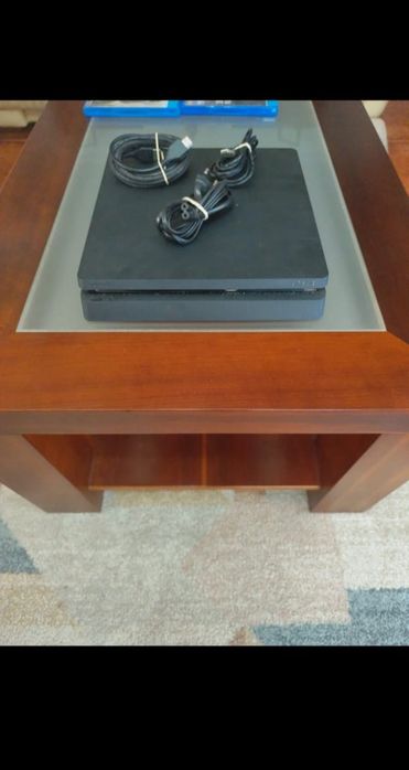 Playstation 4 slim 1T c/4 jogos oferta