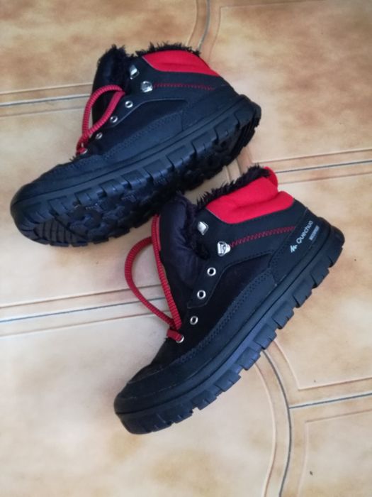 Botas de criança impermeáveis