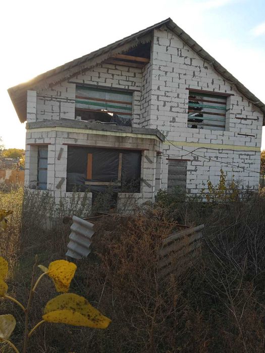 Продаж будинку, дачі