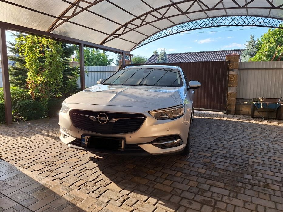 Продам авто Opel insignia