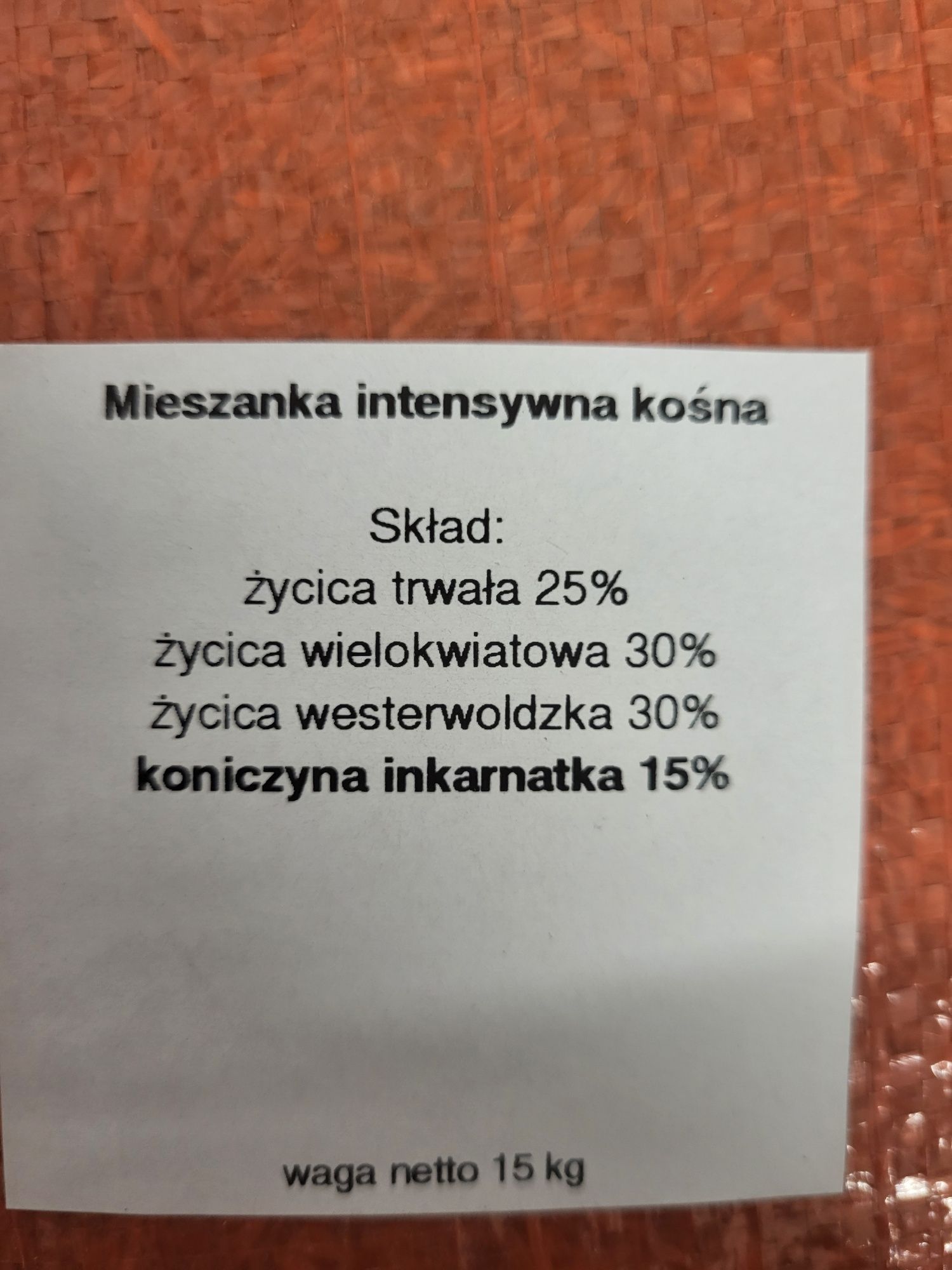 Mieszanki traw na tereny podmokle i torfowe koniczyna  Lucerna kurier