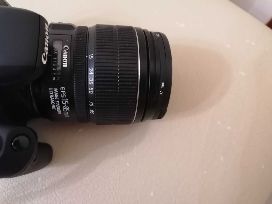 Canon 800 D + objetivas 18-55mm e 15-85mm + mala